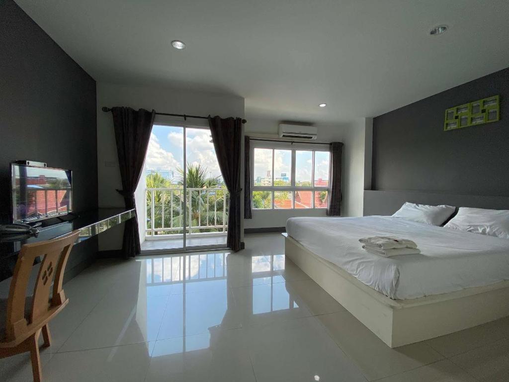 The Most Hotel Rayong Extérieur photo